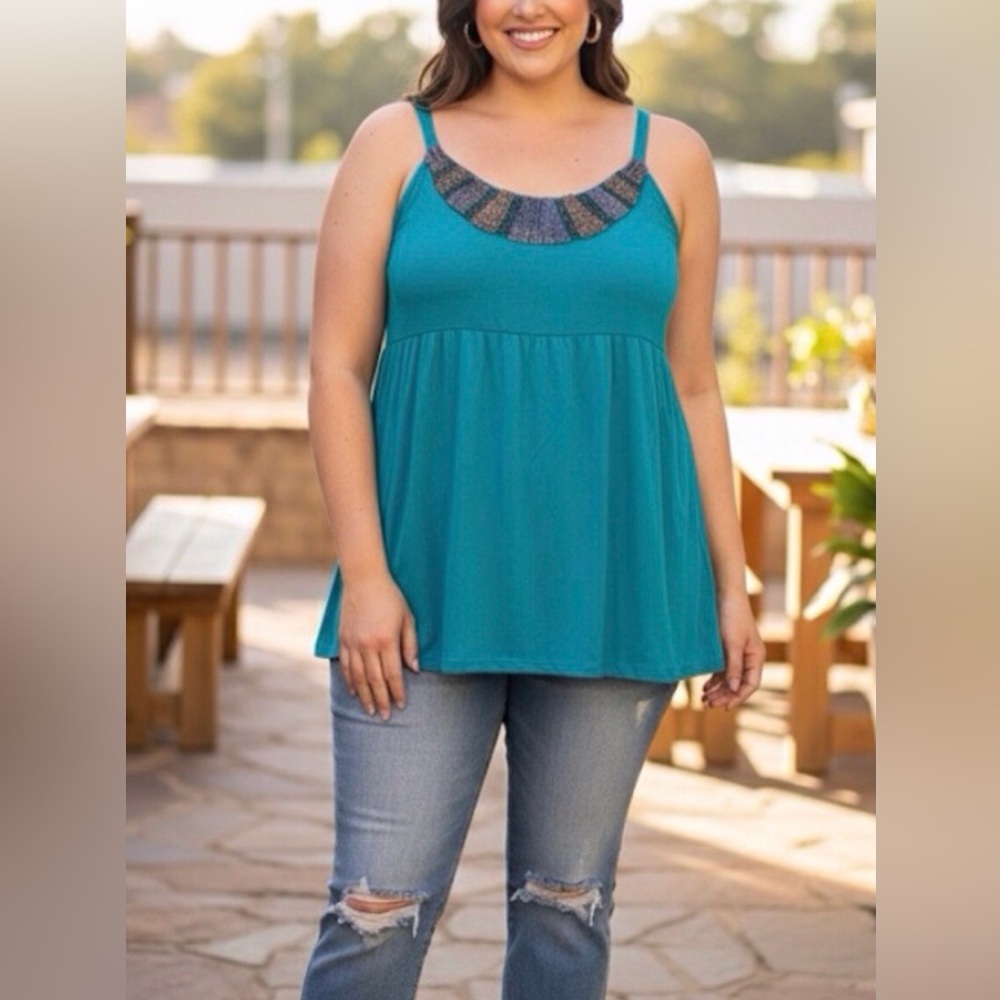 Torrid Blouse Size 2X Women’s Top Adj Straps Beads Chains Empire Teal Summer NWT